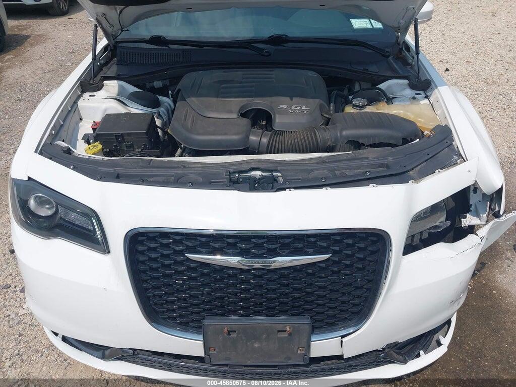 2C3CCABG1GH147930 2016 CHRYSLER 300 photo no. 10