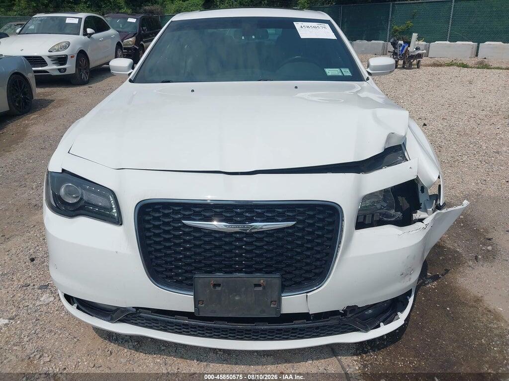 2C3CCABG1GH147930 2016 CHRYSLER 300 photo no. 6