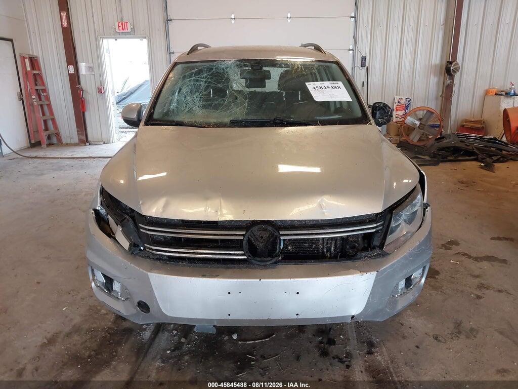 WVGBV7AX8GW025326 2016 VOLKSWAGEN TIGUAN photo no. 12