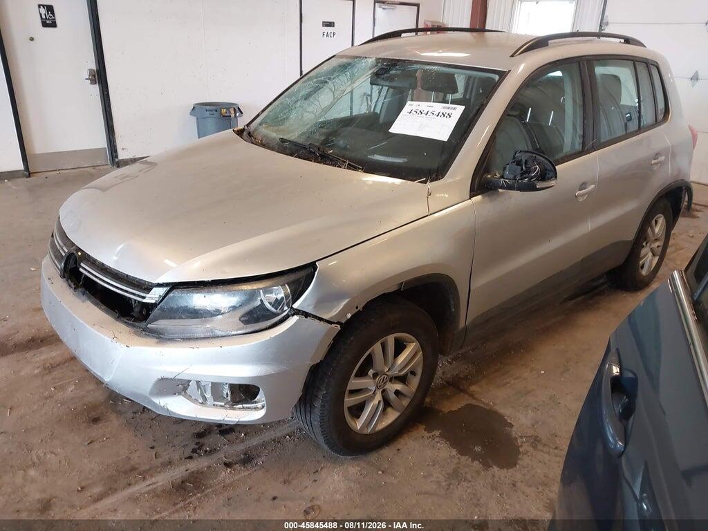 WVGBV7AX8GW025326 2016 VOLKSWAGEN TIGUAN photo no. 2