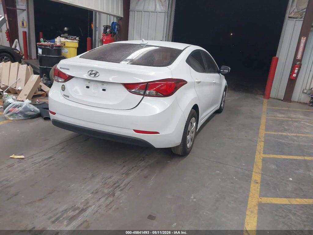 5NPDH4AE9GH715156 2016 HYUNDAI ELANTRA photo no. 4