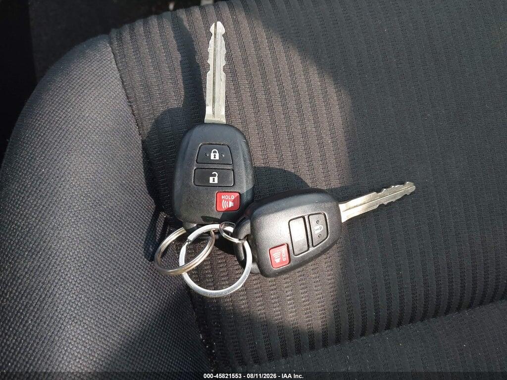 JTMBFREV4GJ101806 2016 TOYOTA RAV4 photo no. 11