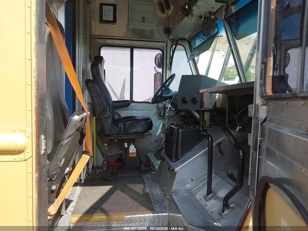 4UZAAPDU2GCHF5080 2016 FREIGHTLINER CHASSIS photo no. 5