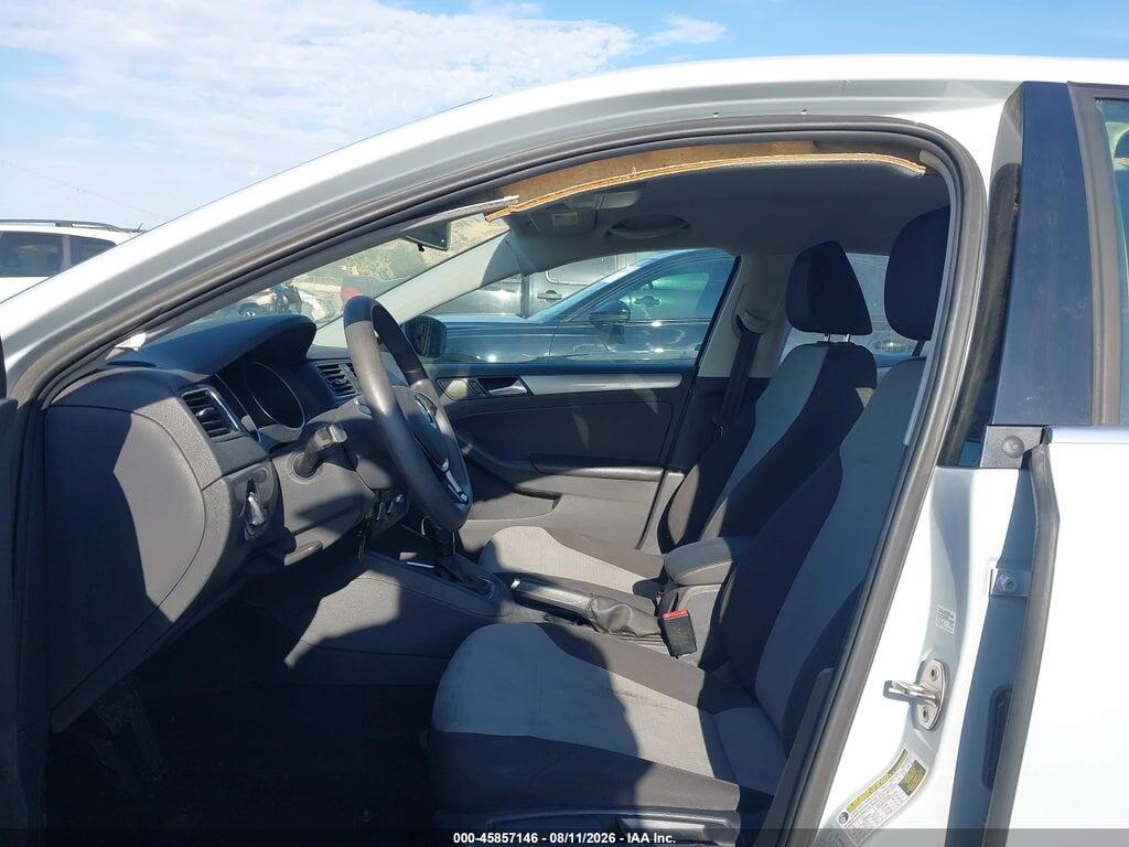 3VW2B7AJ2HM389409 2017 VOLKSWAGEN JETTA photo no. 5