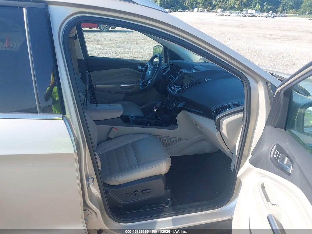 1FMCU0JD2HUC98487 2017 FORD ESCAPE photo no. 5