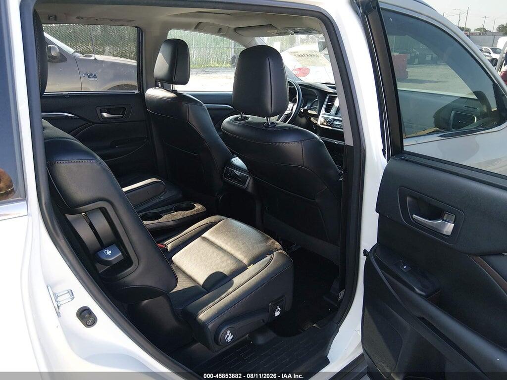 5TDDZRFH9HS436296 2017 TOYOTA HIGHLANDER photo no. 8