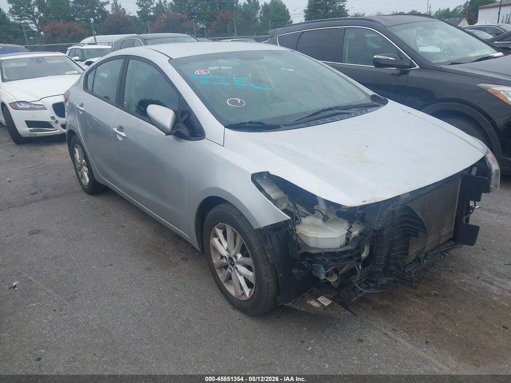 3KPFL4A75HE132324 2017 KIA FORTE photo no. 1