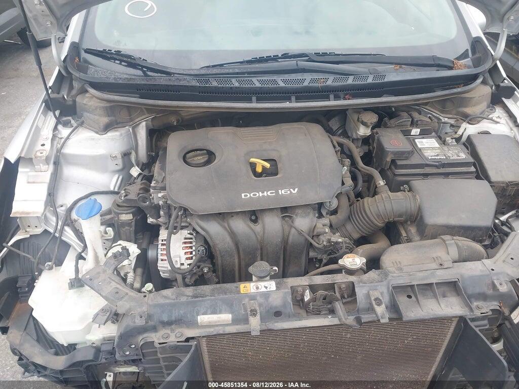 3KPFL4A75HE132324 2017 KIA FORTE photo no. 10