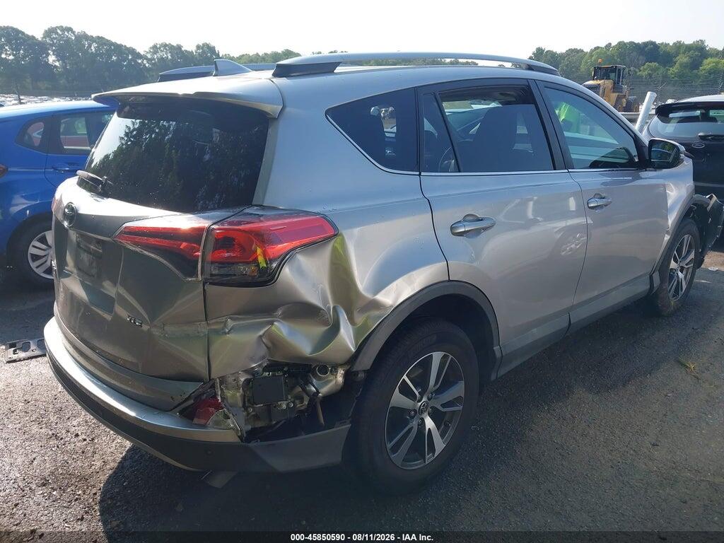 2T3WFREVXHW347327 2017 TOYOTA RAV4 photo no. 4