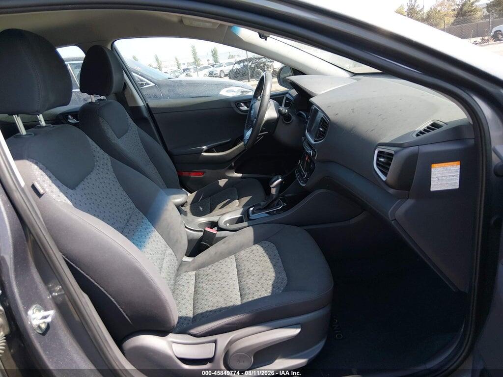 KMHC75LC0HU057696 2017 HYUNDAI IONIQ HYBRID photo no. 5