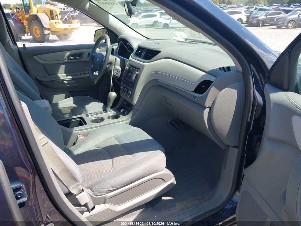 1GNKRFKD2HJ199485 2017 CHEVROLET TRAVERSE photo no. 5