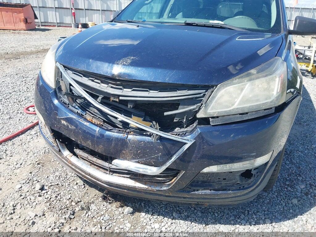 1GNKRFKD2HJ199485 2017 CHEVROLET TRAVERSE photo no. 6