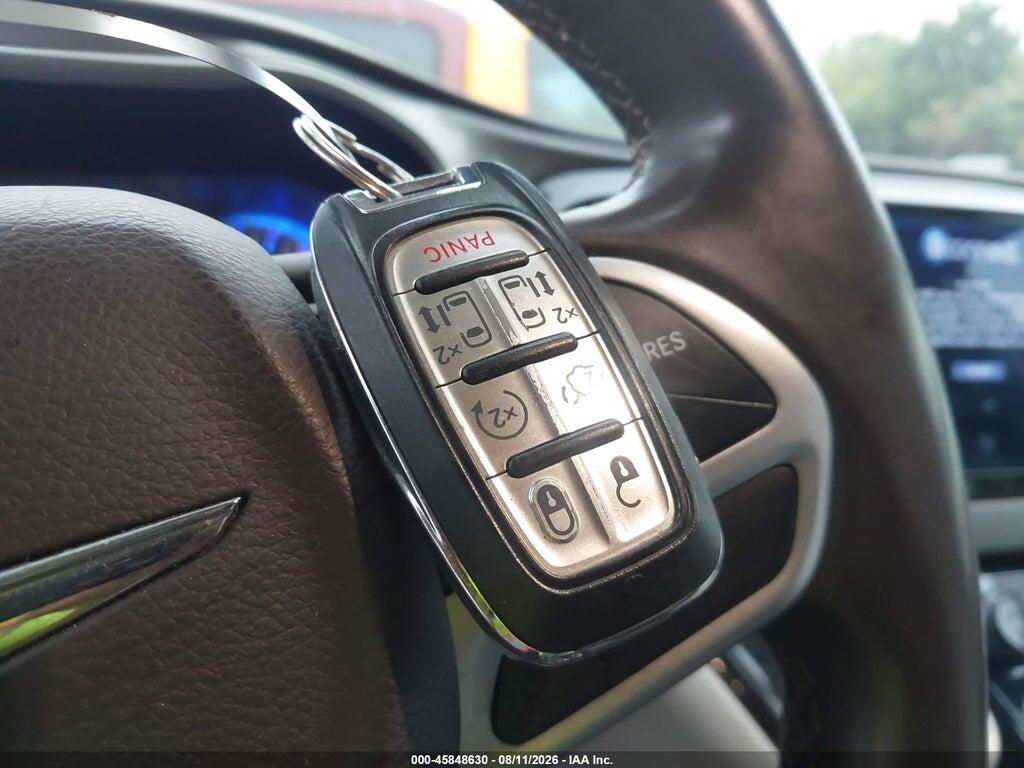 2C4RC1BG1HR711920 2017 CHRYSLER PACIFICA photo no. 11