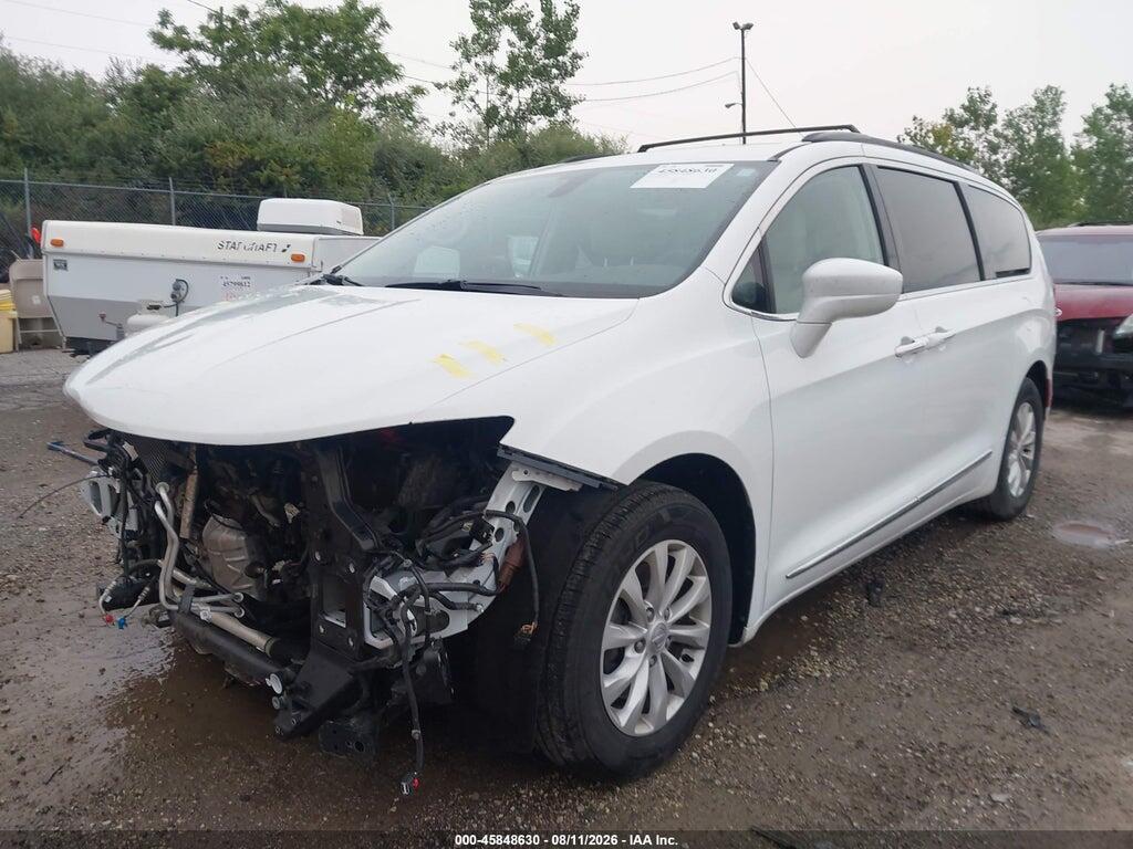 2C4RC1BG1HR711920 2017 CHRYSLER PACIFICA photo no. 2