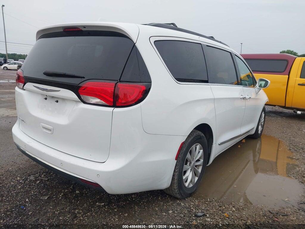 2C4RC1BG1HR711920 2017 CHRYSLER PACIFICA photo no. 4