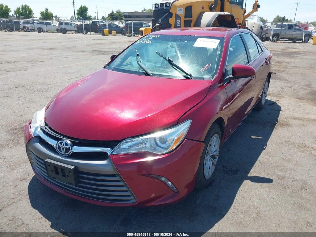 4T1BF1FK7HU758231 2017 TOYOTA CAMRY photo no. 2
