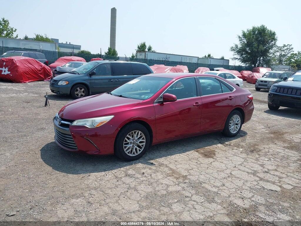 4T1BF1FKXHU650363 2017 TOYOTA CAMRY photo no. 2