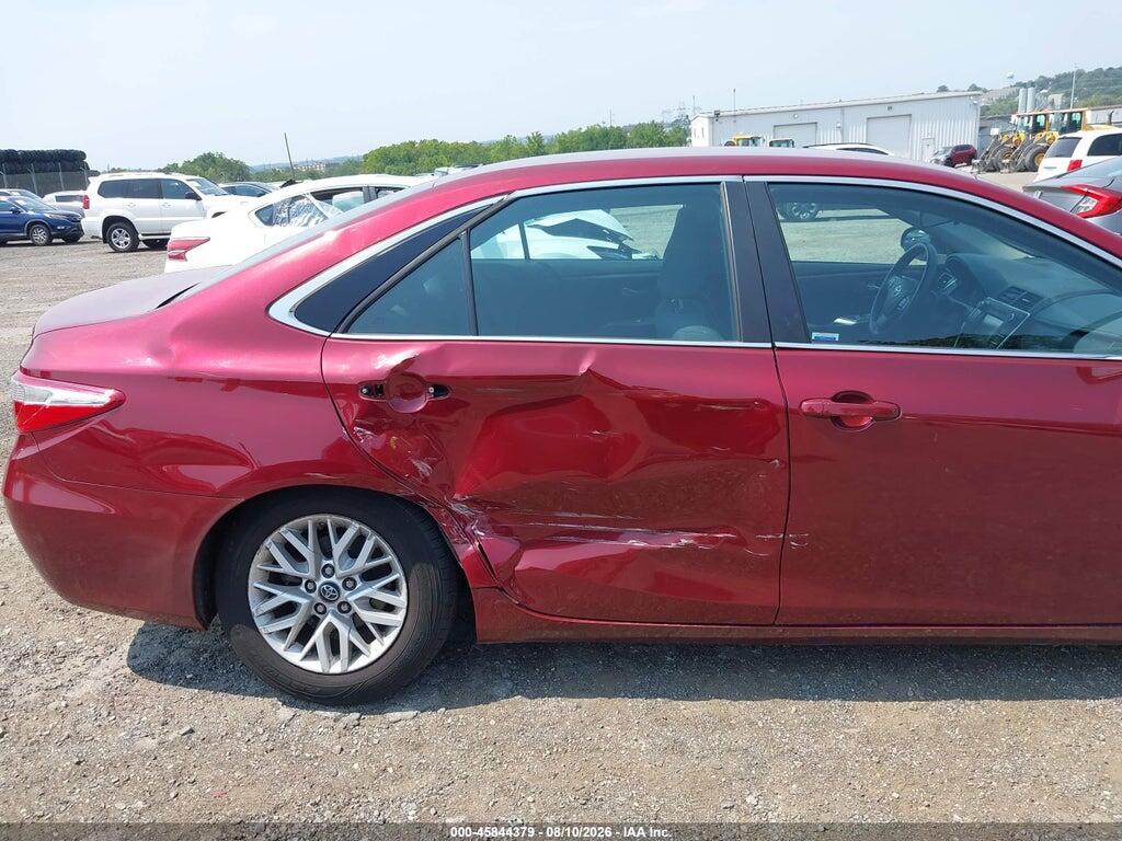 4T1BF1FKXHU650363 2017 TOYOTA CAMRY photo no. 6