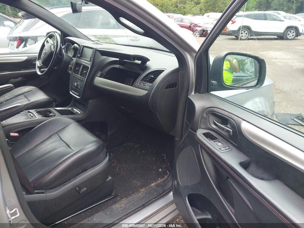 2C4RDGEG5HR716033 2017 DODGE GRAND CARAVAN photo no. 5