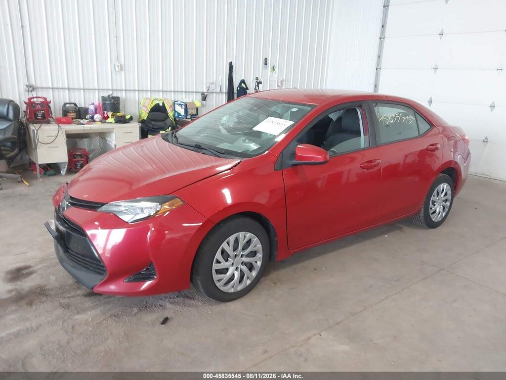 5YFBURHE9HP569299 2017 TOYOTA COROLLA photo no. 2