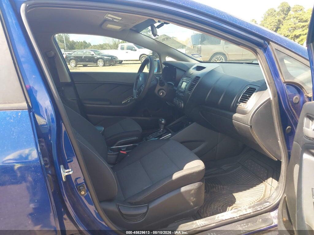 3KPFL4A77HE009317 2017 KIA FORTE photo no. 5