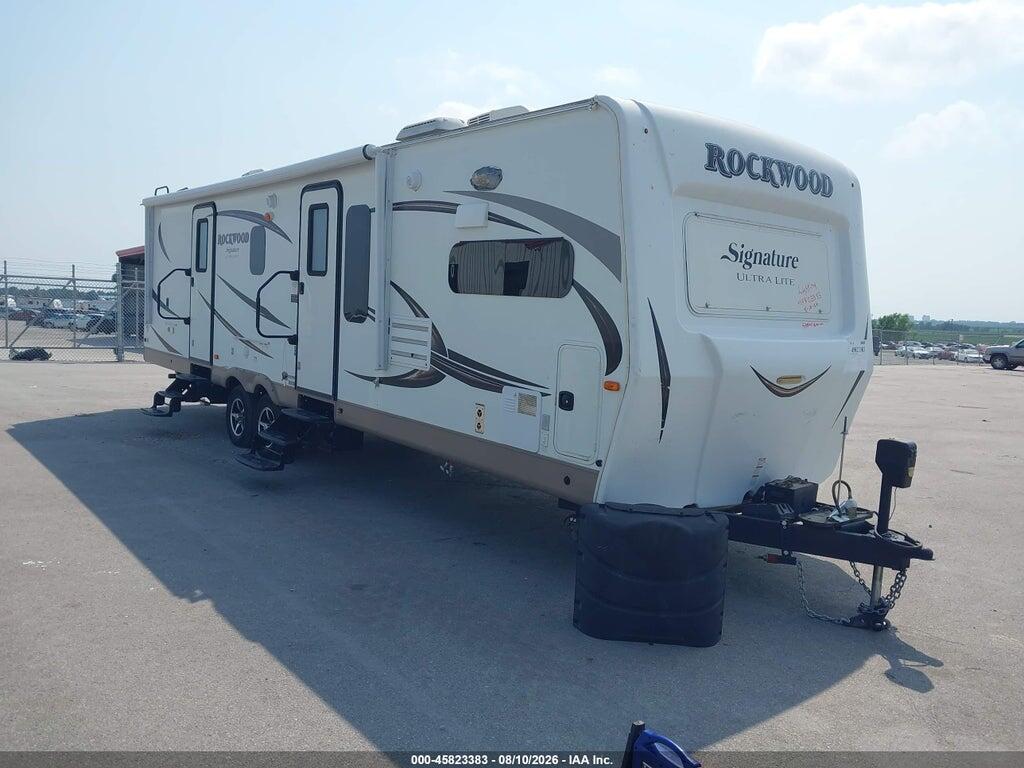 4X4TRLH23H1874322 2017 ROCKWOOD SIGNATURE ULTRA LITE photo no. 1
