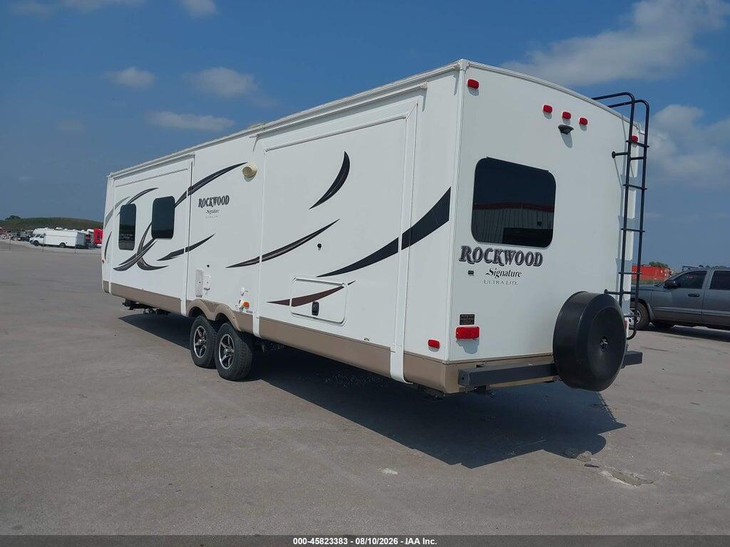 4X4TRLH23H1874322 2017 ROCKWOOD SIGNATURE ULTRA LITE photo no. 3