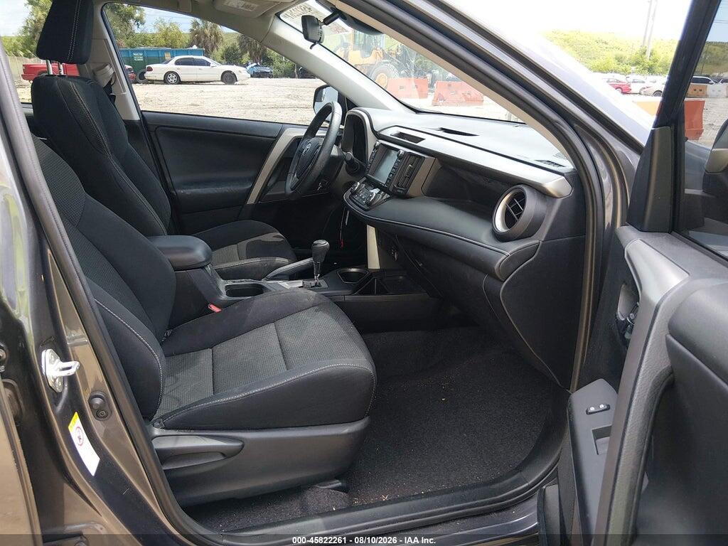 2T3WFREV9HW314951 2017 TOYOTA RAV4 photo no. 5