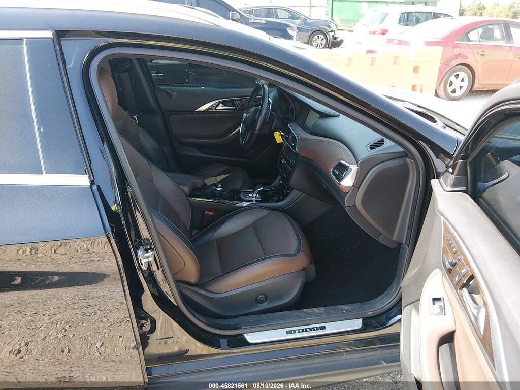 SJKCH5CR8HA016589 2017 INFINITI QX30 photo no. 5