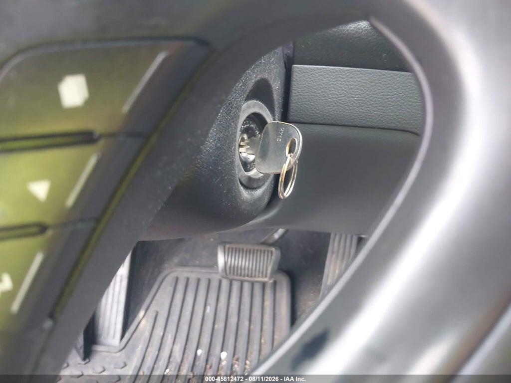 3KPFL4A73HE111990 2017 KIA FORTE photo no. 11