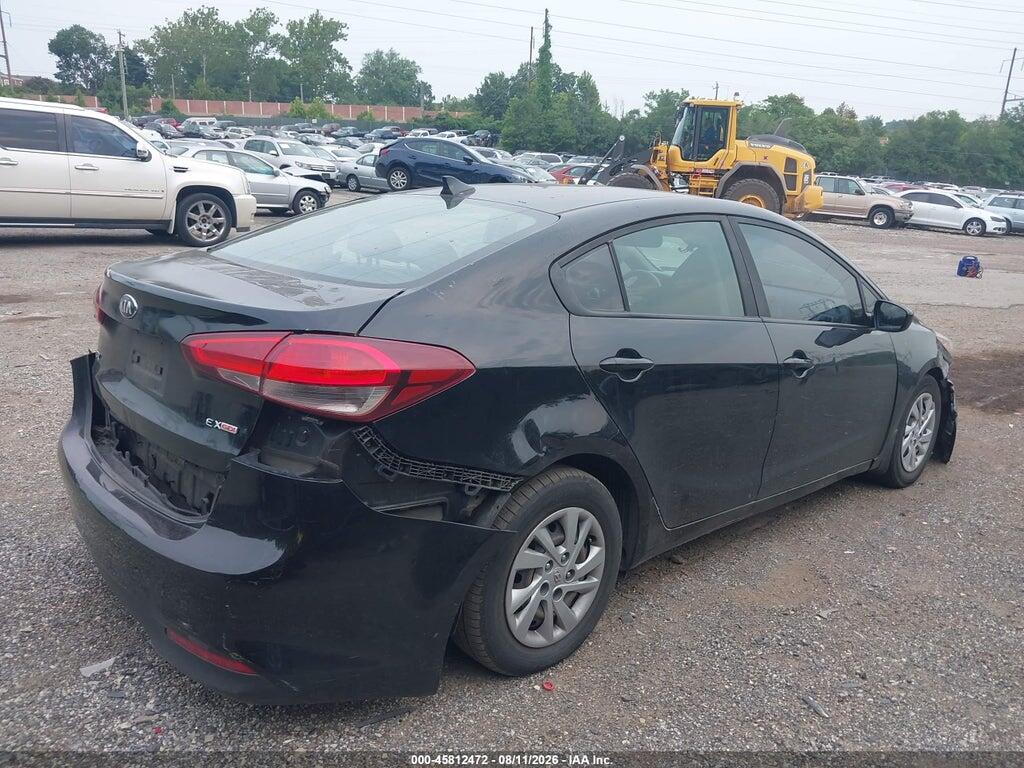 3KPFL4A73HE111990 2017 KIA FORTE photo no. 4
