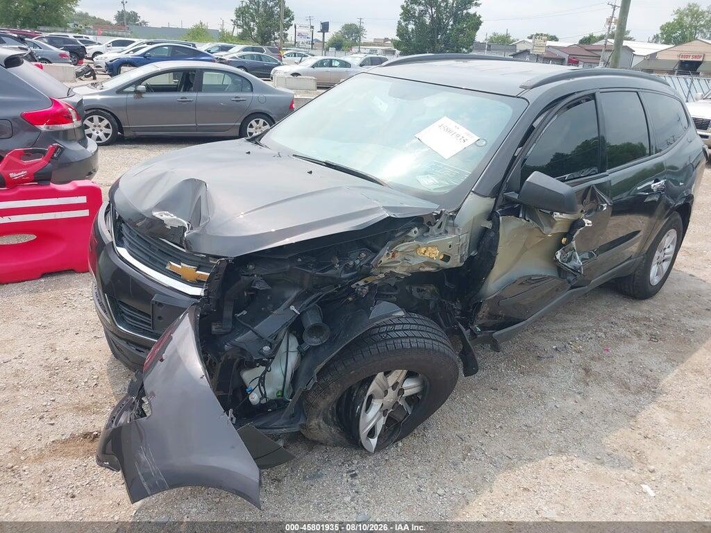 1GNKRFED4HJ226410 2017 CHEVROLET TRAVERSE photo no. 2