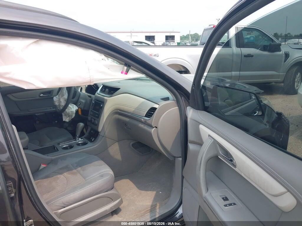 1GNKRFED4HJ226410 2017 CHEVROLET TRAVERSE photo no. 5