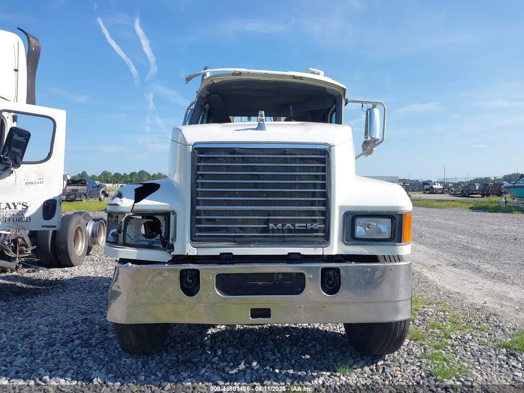 1M1AN07Y8HM026237 2017 MACK PINNACLE photo no. 11