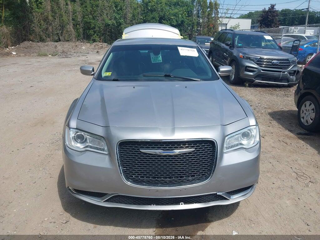 2C3CCARG7HH621998 2017 CHRYSLER 300 photo no. 12