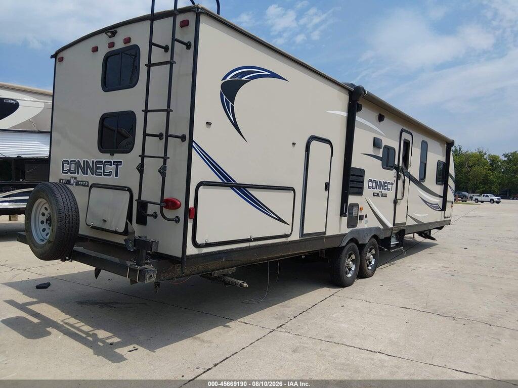 4E2TL3326H8110064 2017 KZ INC CONNECT photo no. 4