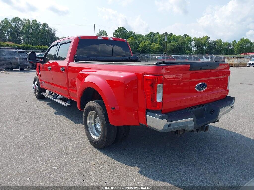 1FT8W3CT2JEB61561 2018 FORD F-350 photo no. 3