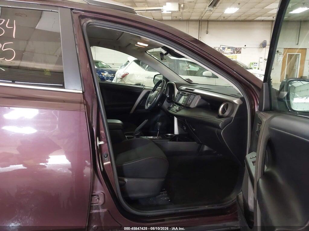 2T3RFREV1JW818493 2018 TOYOTA RAV4 photo no. 5