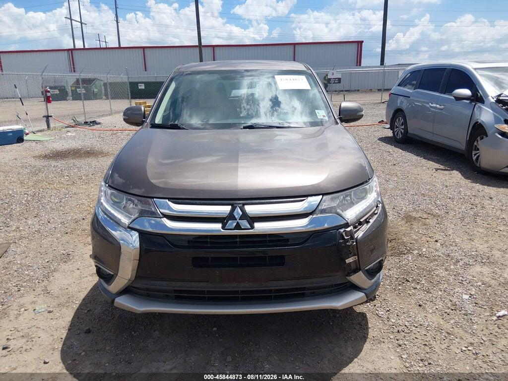 JA4AD3A31JZ013981 2018 MITSUBISHI OUTLANDER photo no. 12