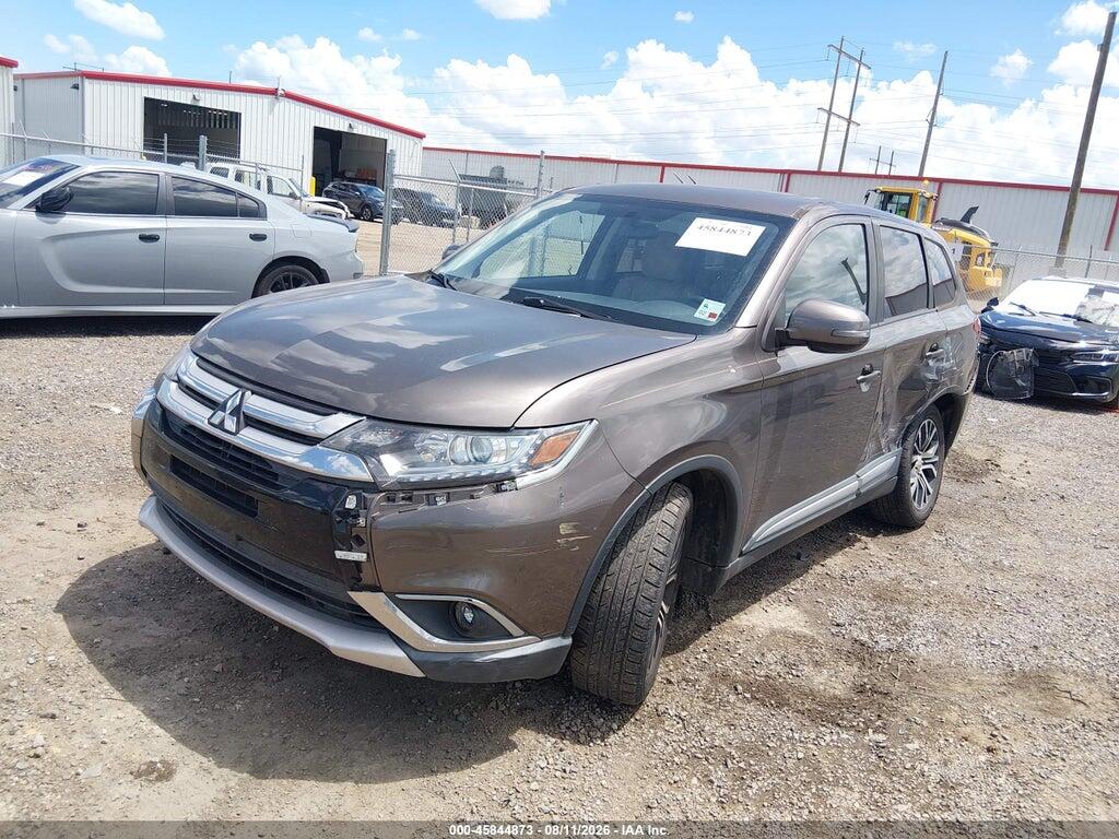 JA4AD3A31JZ013981 2018 MITSUBISHI OUTLANDER photo no. 2