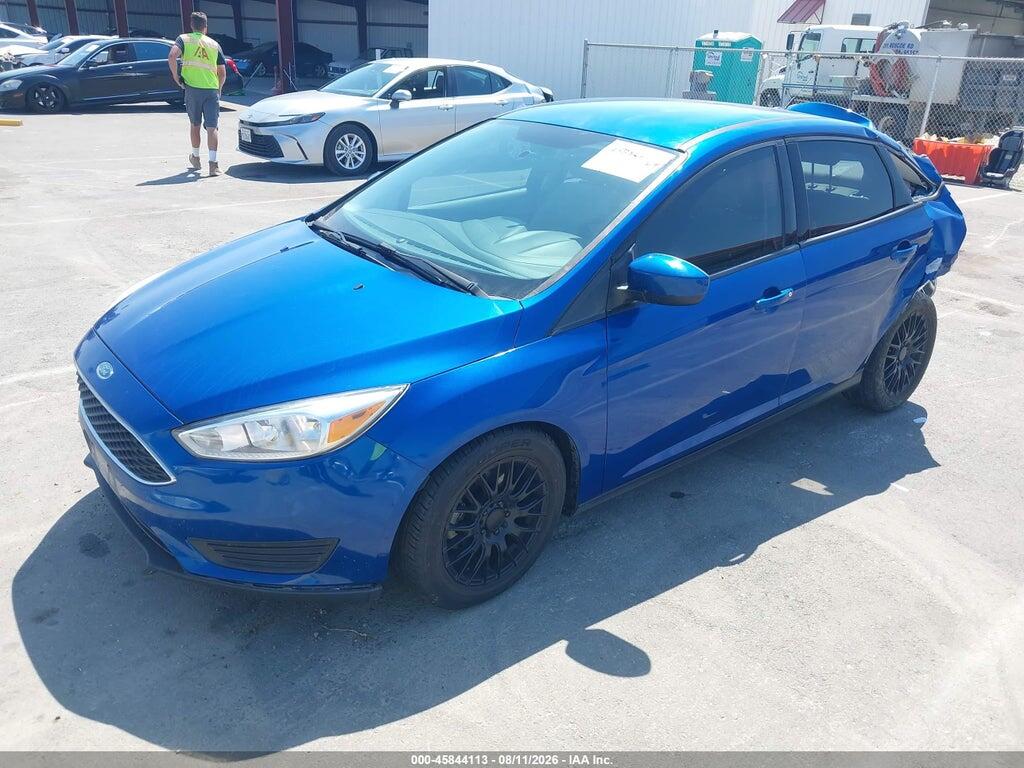 1FADP3F25JL231876 2018 FORD FOCUS photo no. 2