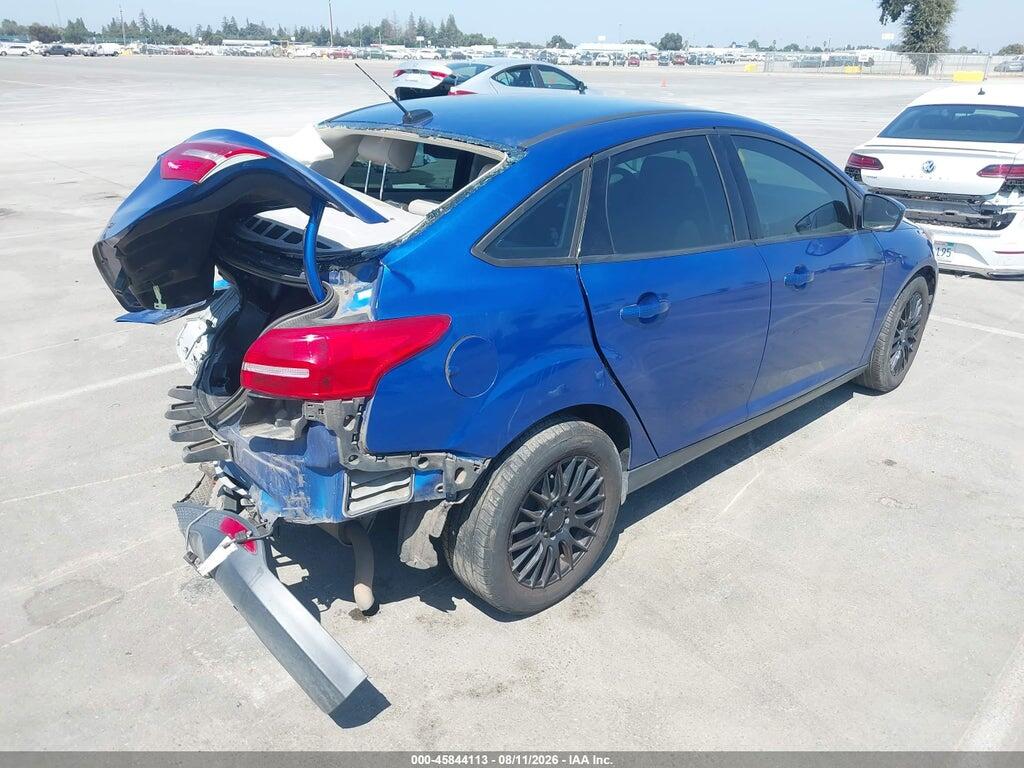 1FADP3F25JL231876 2018 FORD FOCUS photo no. 4