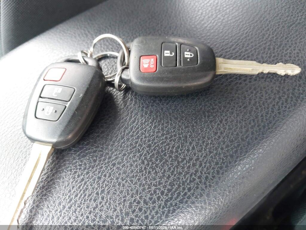 JTMBFREV6JD255567 2018 TOYOTA RAV4 photo no. 11