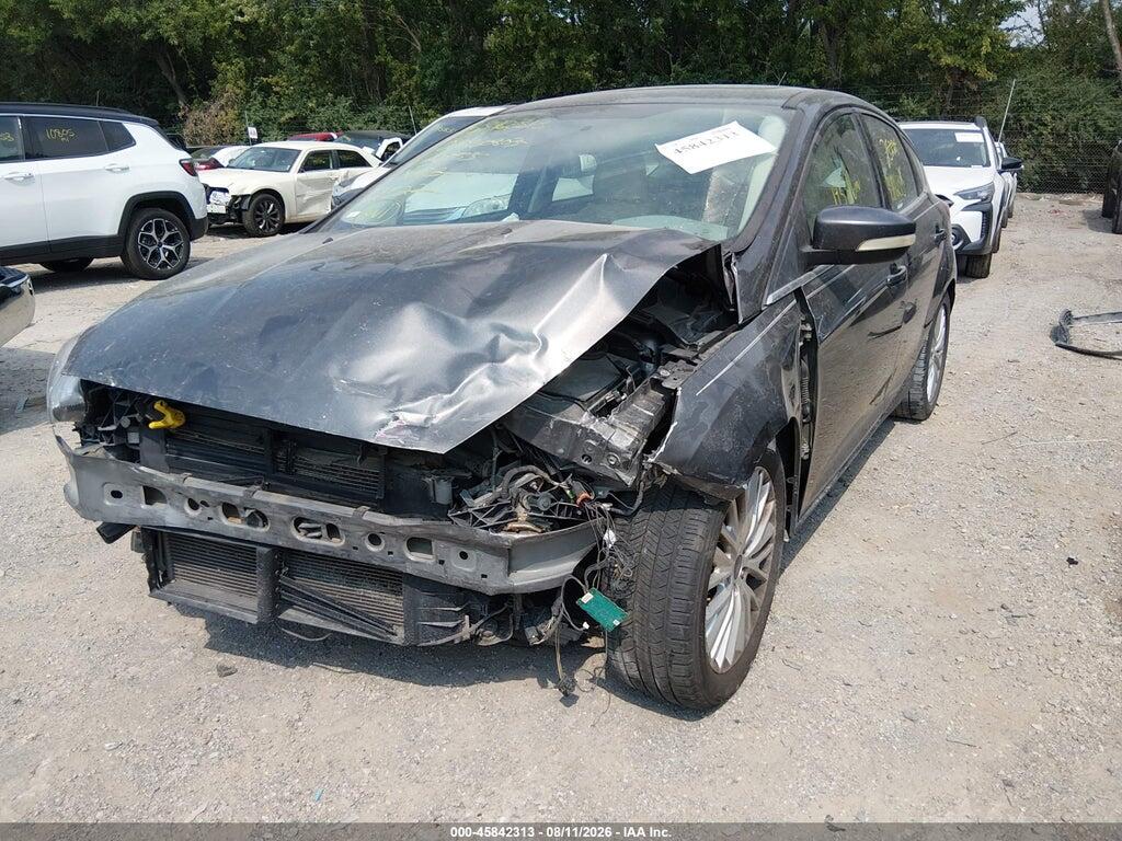 1FADP3N21JL252211 2018 FORD FOCUS photo no. 2
