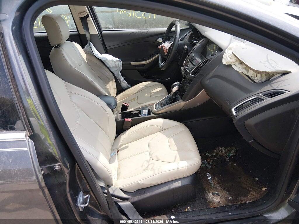 1FADP3N21JL252211 2018 FORD FOCUS photo no. 5