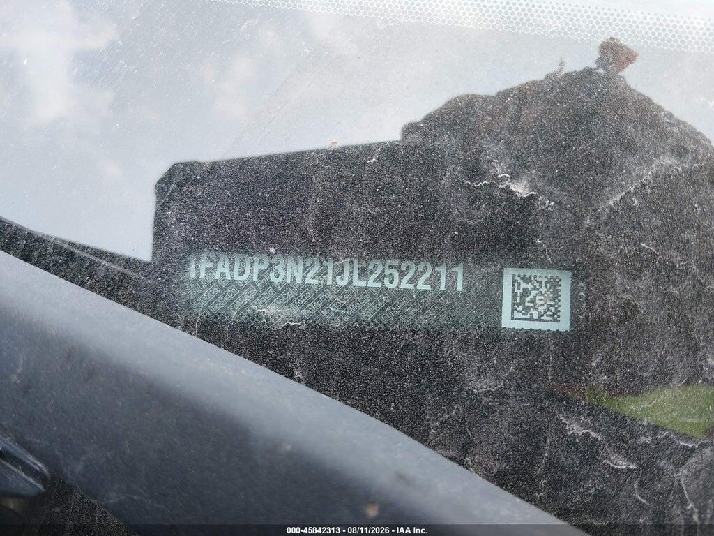 1FADP3N21JL252211 2018 FORD FOCUS photo no. 9