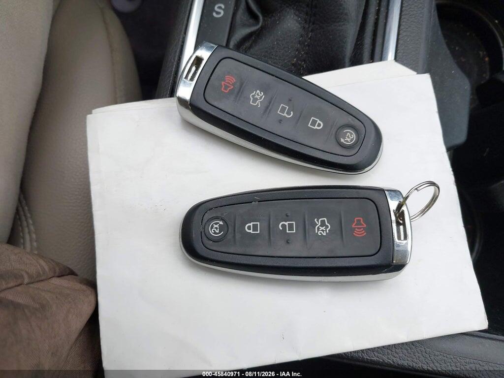 1FMCU9J90JUB99320 2018 FORD ESCAPE photo no. 11