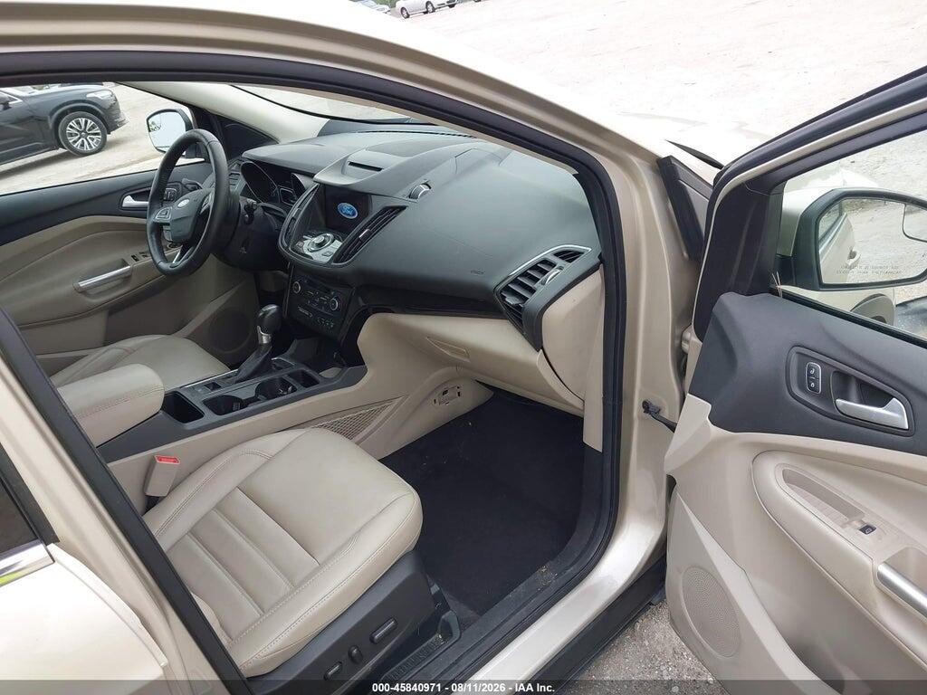 1FMCU9J90JUB99320 2018 FORD ESCAPE photo no. 5