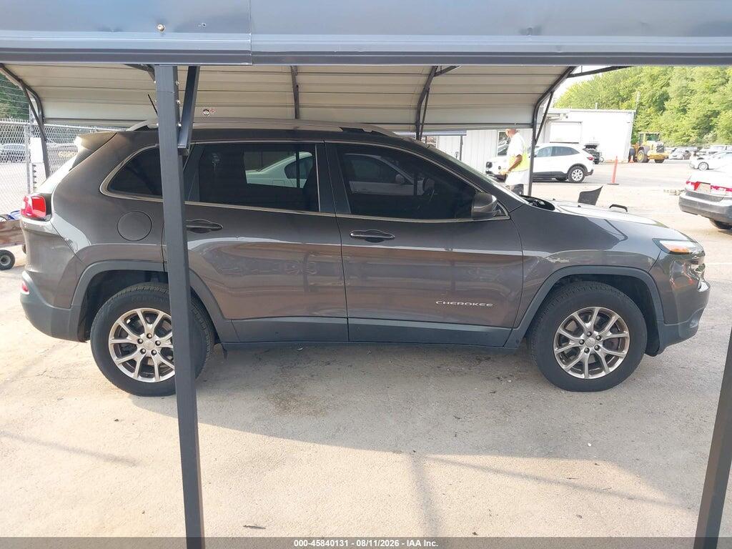 2018 JEEP CHEROKEE LATITUDE PLUS — Фото 13 из 16