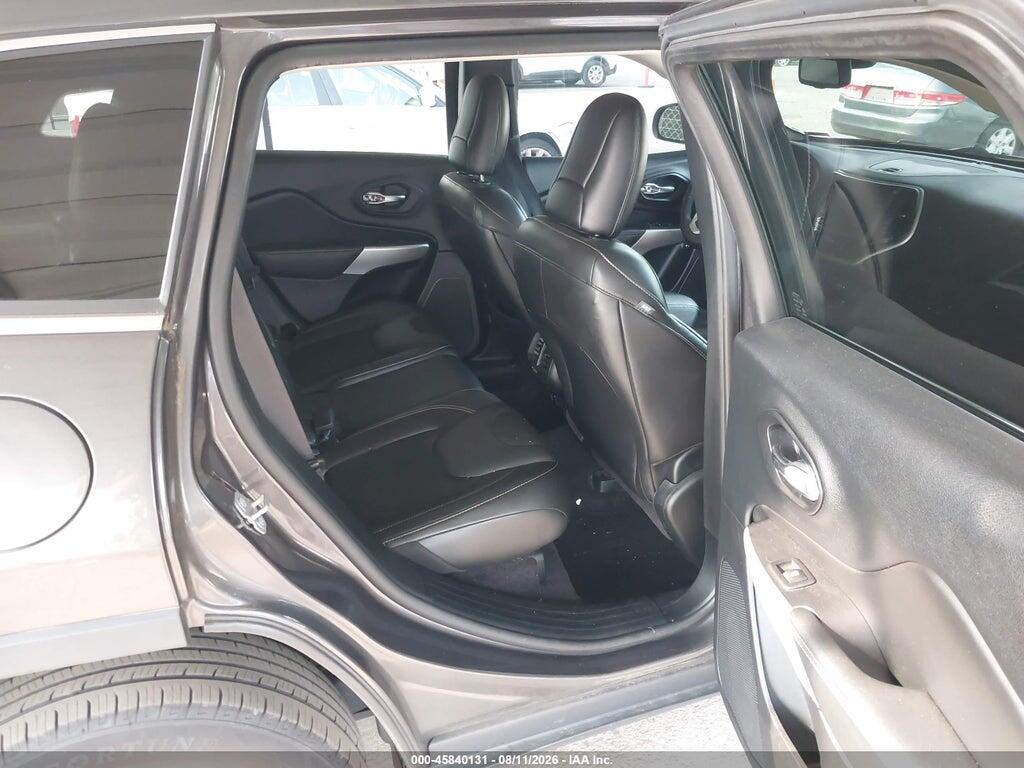 1C4PJMLB3JD613210 2018 JEEP CHEROKEE photo no. 8
